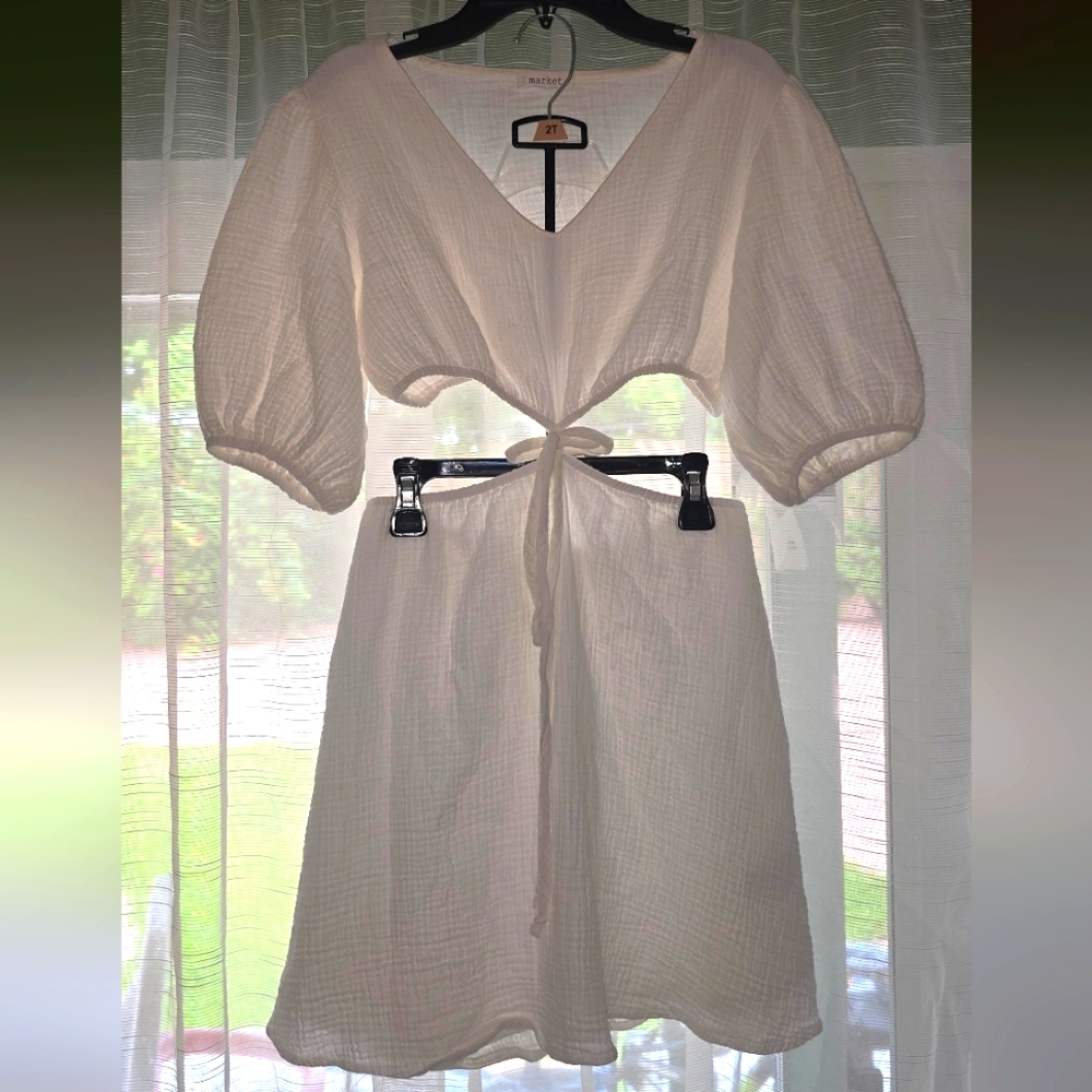 MARKET- Elegant Fresh White Dress